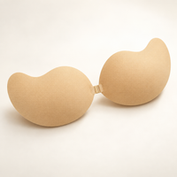 Reggiseno adesivo nudo, vista diagonale delle coppe a mango
