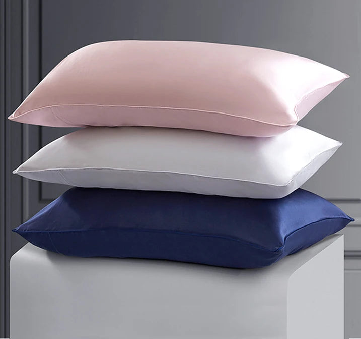 Federe in seta di gelso impilate in rosa bianco e blu notte