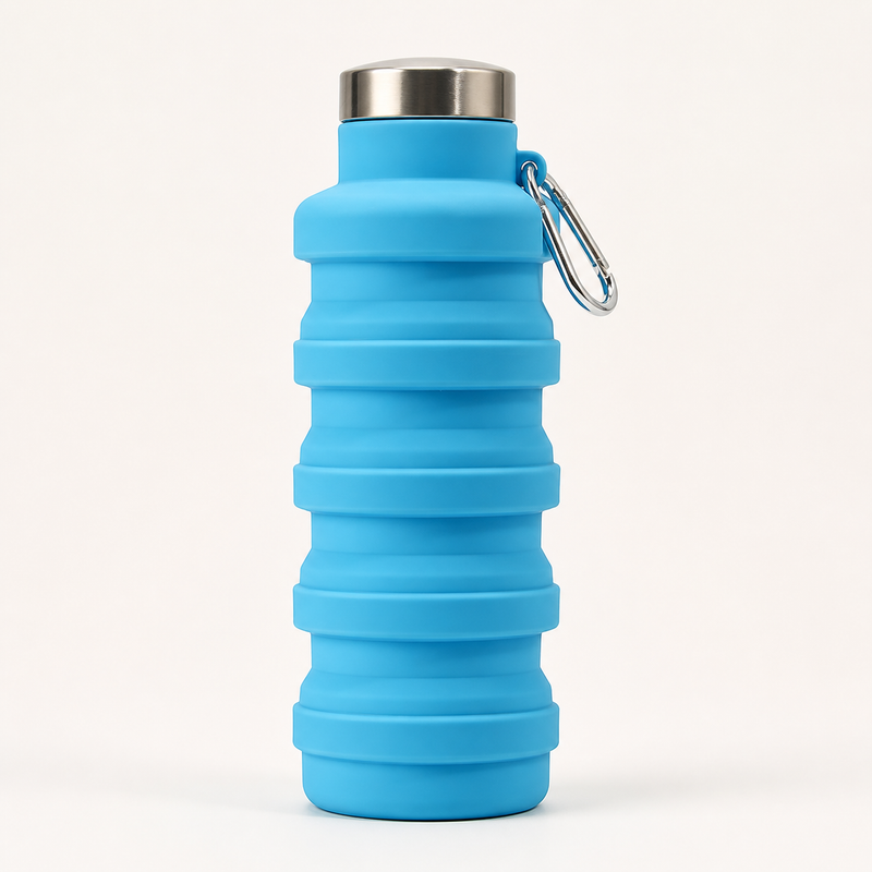 Borraccia pieghevole in silicone azzurra con moschettone - vista frontale